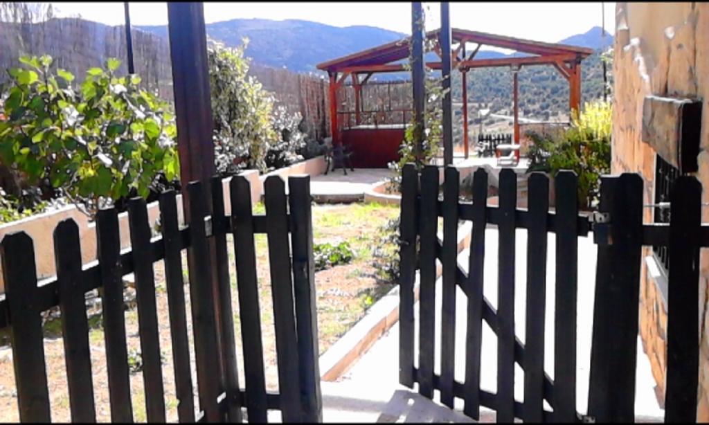 Penzion El Jardincillo Robledo de Chavela Exteriér fotografie
